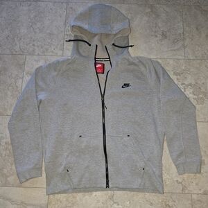 Nike Sportswear Tech Fleece Heather Gray Full-Zip Hoodie men's
